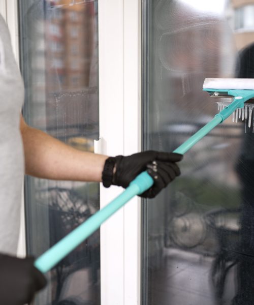 man-doing-professional-home-cleaning-service